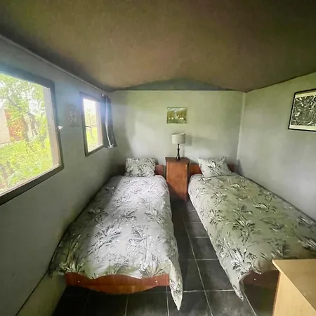 Kofal Pince 1 * Raposka