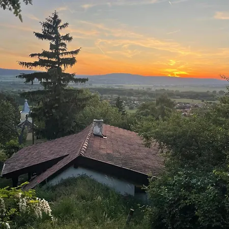 Kofal Pince 1 別荘 Raposka